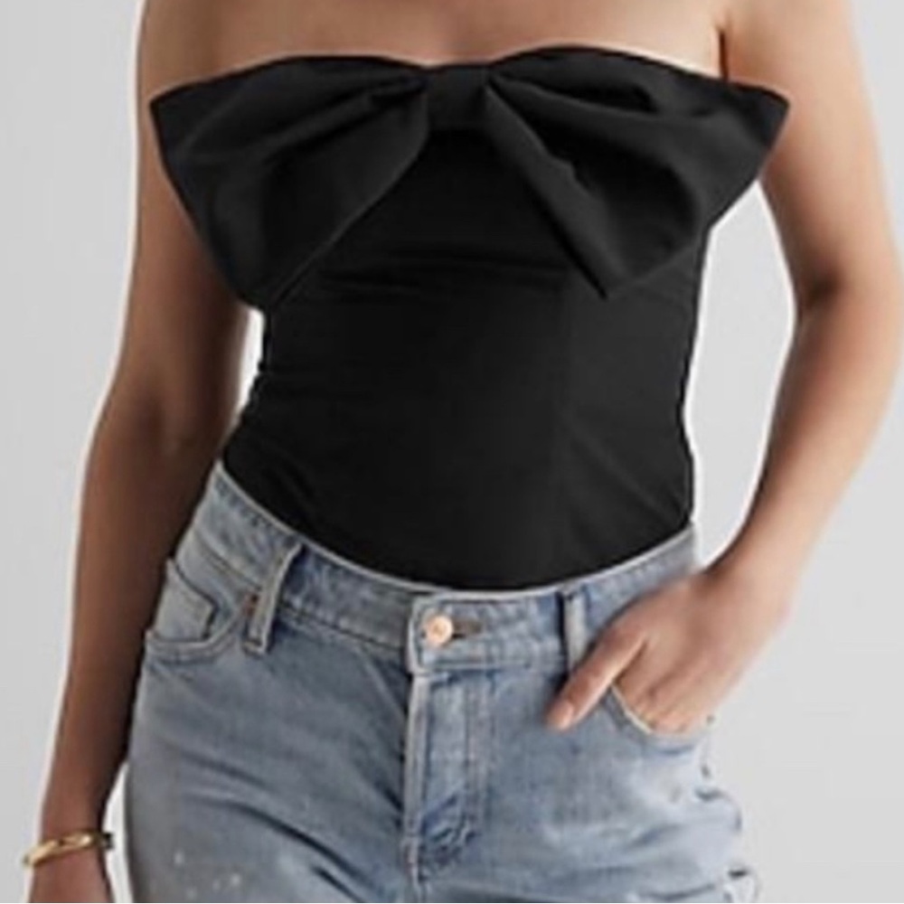 EXPRESS Bow Tube Top